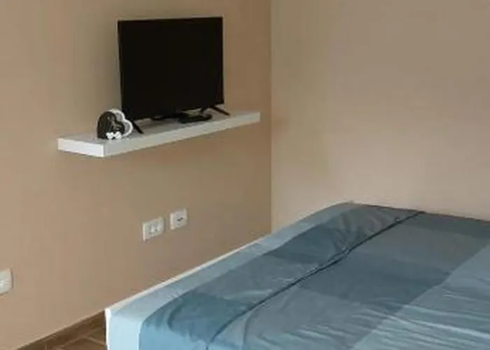 Mike's Bed & Breakfast